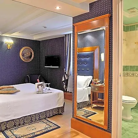 Hotel Homs 4*