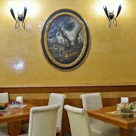 Homs 4*