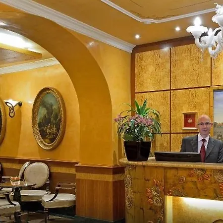 Homs Otel 4*